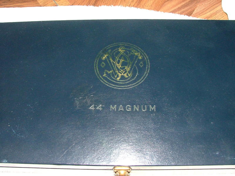 2nd type display case