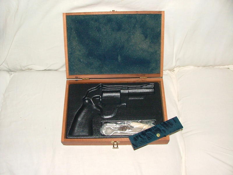 Display case
