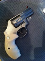 revolver1.jpg