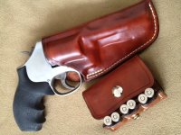Lobo Gun Leather - Threepersons and 2x2x2 - S&W 64 - front.jpg