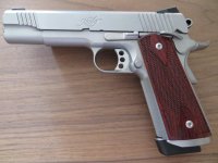 Guns 006.jpg