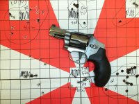 Smith and Wesson 640 003 (1).jpg