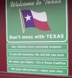 funny-Texas-welcome-sign-weapon.jpg