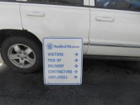 New sign and dogs 037.jpg