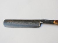 razor4.jpg