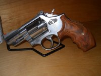 S and W Model 66  4 Stainless Steel 006.jpg