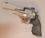 S&W 686-4pp left.jpg