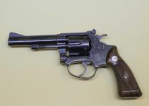 Kit Gun Small JPEG.jpg