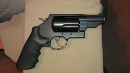 SW_Gov_w500grips.jpg