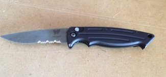 benchmade.jpg