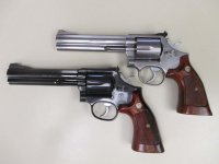 Smith & Wesson 586 amd 686 Wood Grips (2) forum.jpg