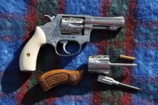 S&W 650 22 22-Mag Brooks Burt.jpg