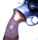 pistol 005.jpg