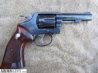 1523224_02_smith_wesson_model_10_6_with_b_640.jpg
