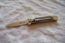 knife.jpg
