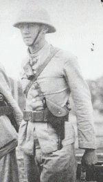 Short holster3 r.jpg
