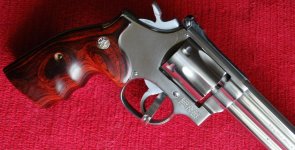 S&W 617 (R).jpg