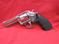 S&W 681 with Uncle Mike's grips 001.jpg