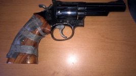 cZ00TJ.jpg