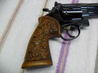 S&W 44 Magnum 017.jpg