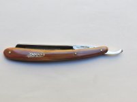 razor2.jpg