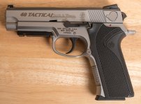 S&W 4046TSW (VJF5266).jpg