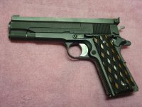 bullseye guns 017.jpg