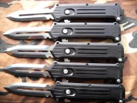 Smith&Weaaon Knives 005.jpg