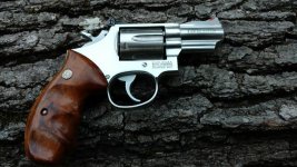 S&W 66  Snub Pic.jpg