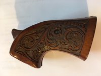 carved grip lt.JPG