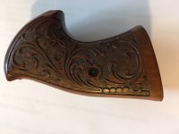 carved grip rt..JPG