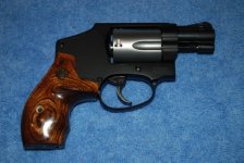 S&W 442 right.jpg
