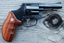 1989 S&W 36-3 Lady Smith.jpg