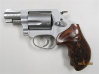 S&W 637-2.jpg