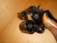 S&W M10-5 .38 snub SN C763046  DOB 65-67 017.jpg