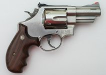 S&W 629-4.jpg