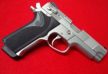 S&W 4006 PC Hybred R 2.jpg