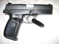 Gun 008.JPG