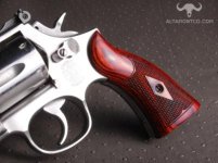 Altamont K grips.jpg