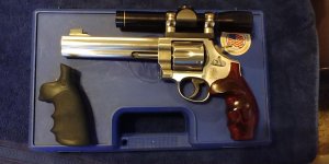 DA)Smith 629-6 power port 6 and one half inch bbl 44mag ser#CFS8190--.jpg