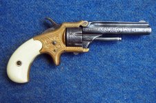 Deringer 22 gauche.jpg