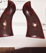 Altamont Rosewood magnas (2).jpg