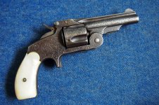 S&W 38 Baby Russian grave droit.jpg