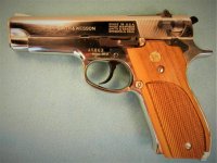 S&W mod 39-2 NKL (2).jpg