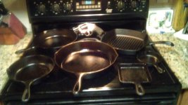 Iron pans 002.jpg