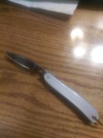 Lark knife 008.jpg