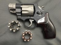 S&W GRIPS CRAIG SPEGEL 1.jpg