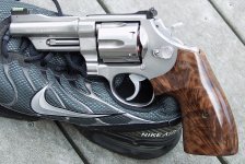 624-Herretts-L-900.jpg