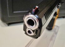 007.JPG