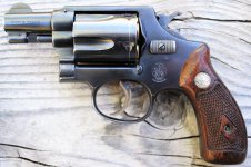 Baby Cheifs 99, August '51, half-round sight, smooth trigger, 1st flat latch (2).jpg